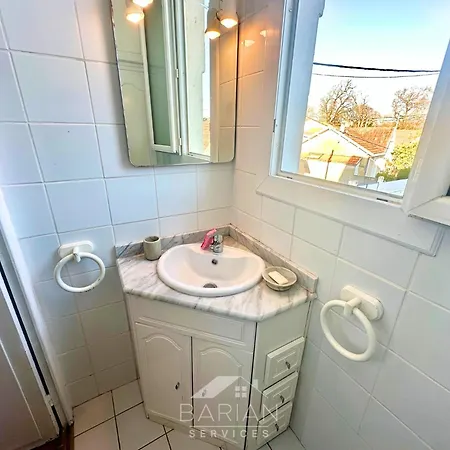 Bord De 60 M - Charmante Maison 5 Personnes * Fouras